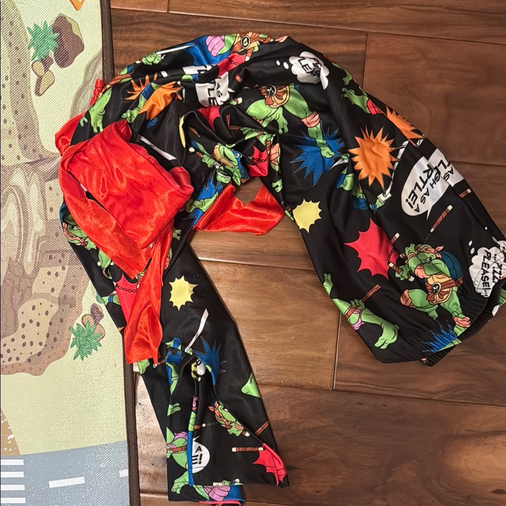 TMNT Costume with Green and Red Accents - Picture 3 of 5